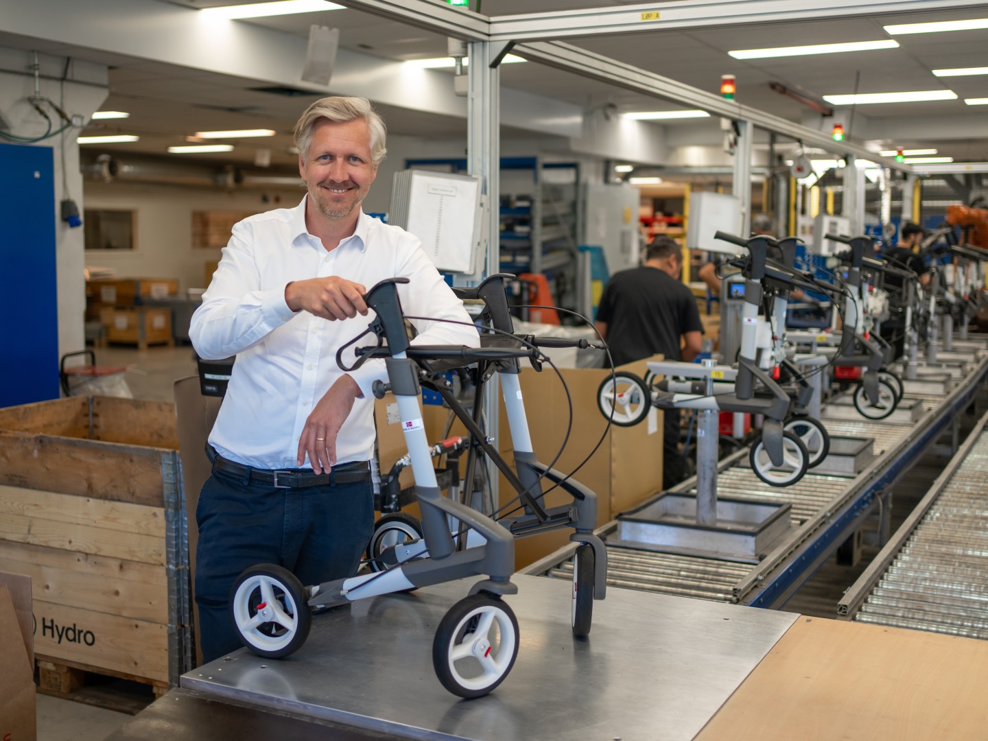 CEO Nicolai Skarsgård in the production hall of Topro.