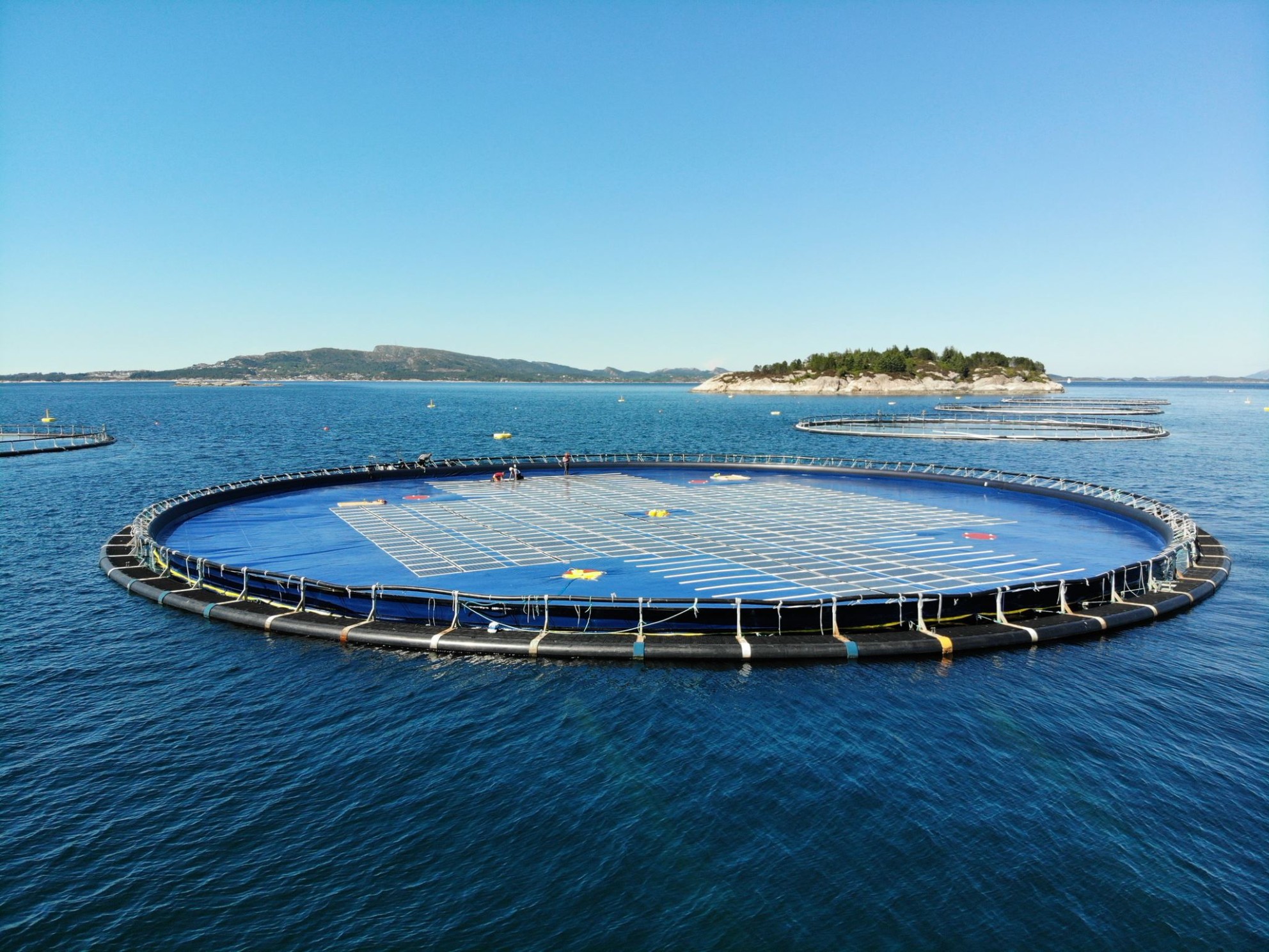 solcelleanlegg på havet