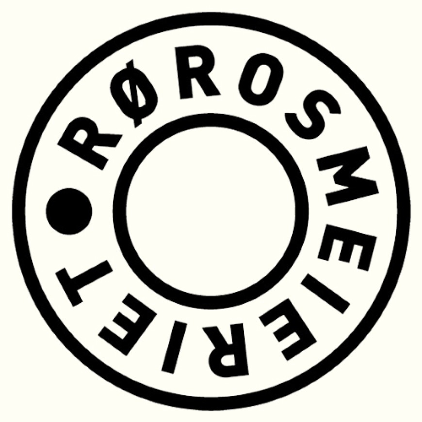 Rørosmeieriet skrevet inni en sirkel (logo - kombinert merke)